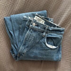 Abercrombie 90s Ultra High Rise Jeans - 29/8S